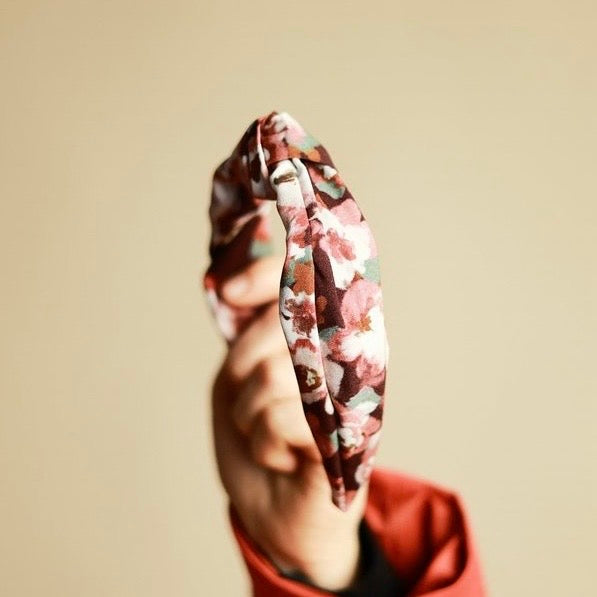 Katharina - Burgundy Bloom