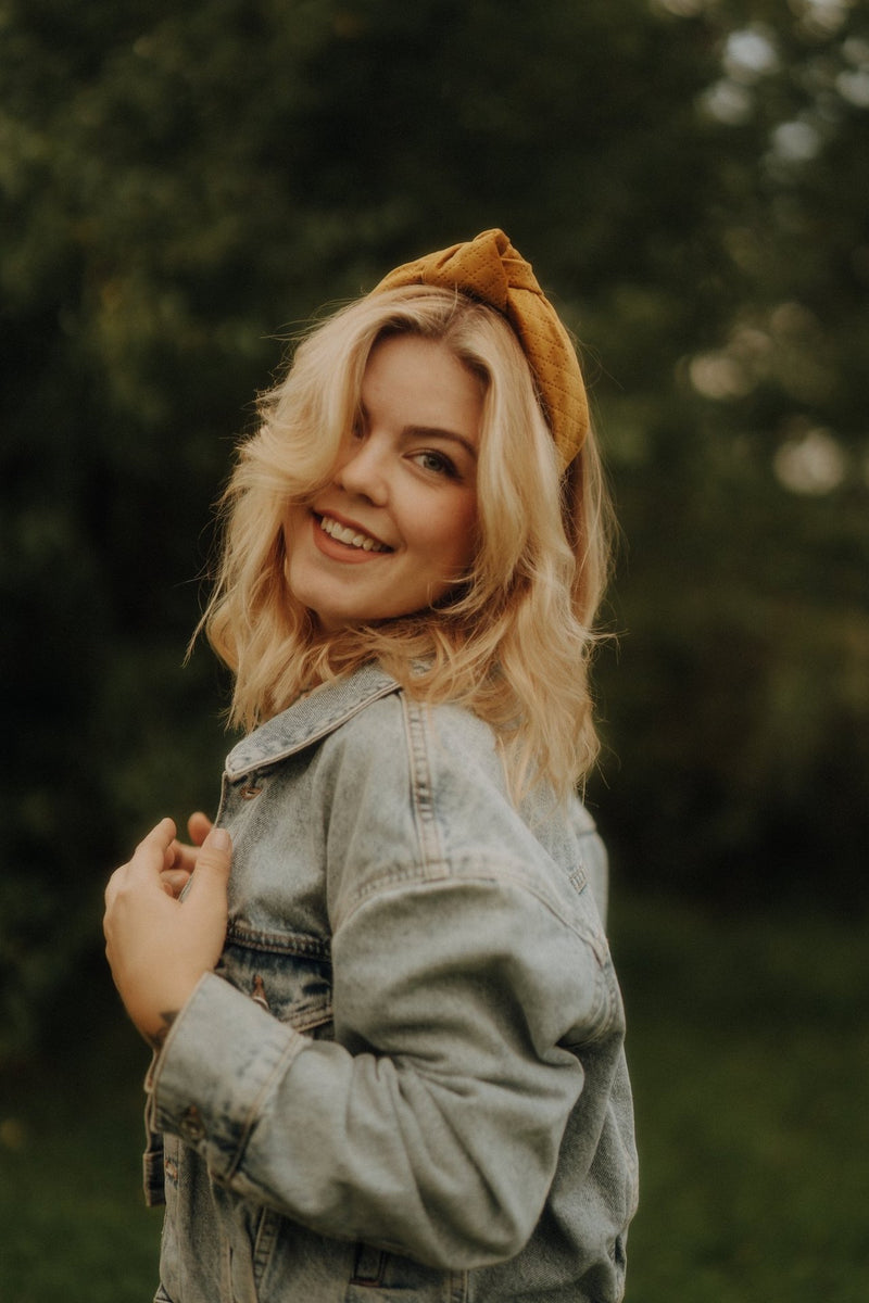 Leyla Senfgelb