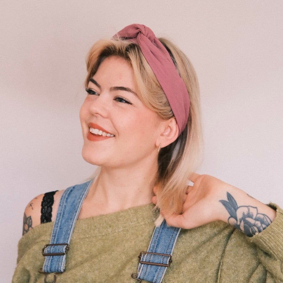 Drahthaarband - Musselin Beere