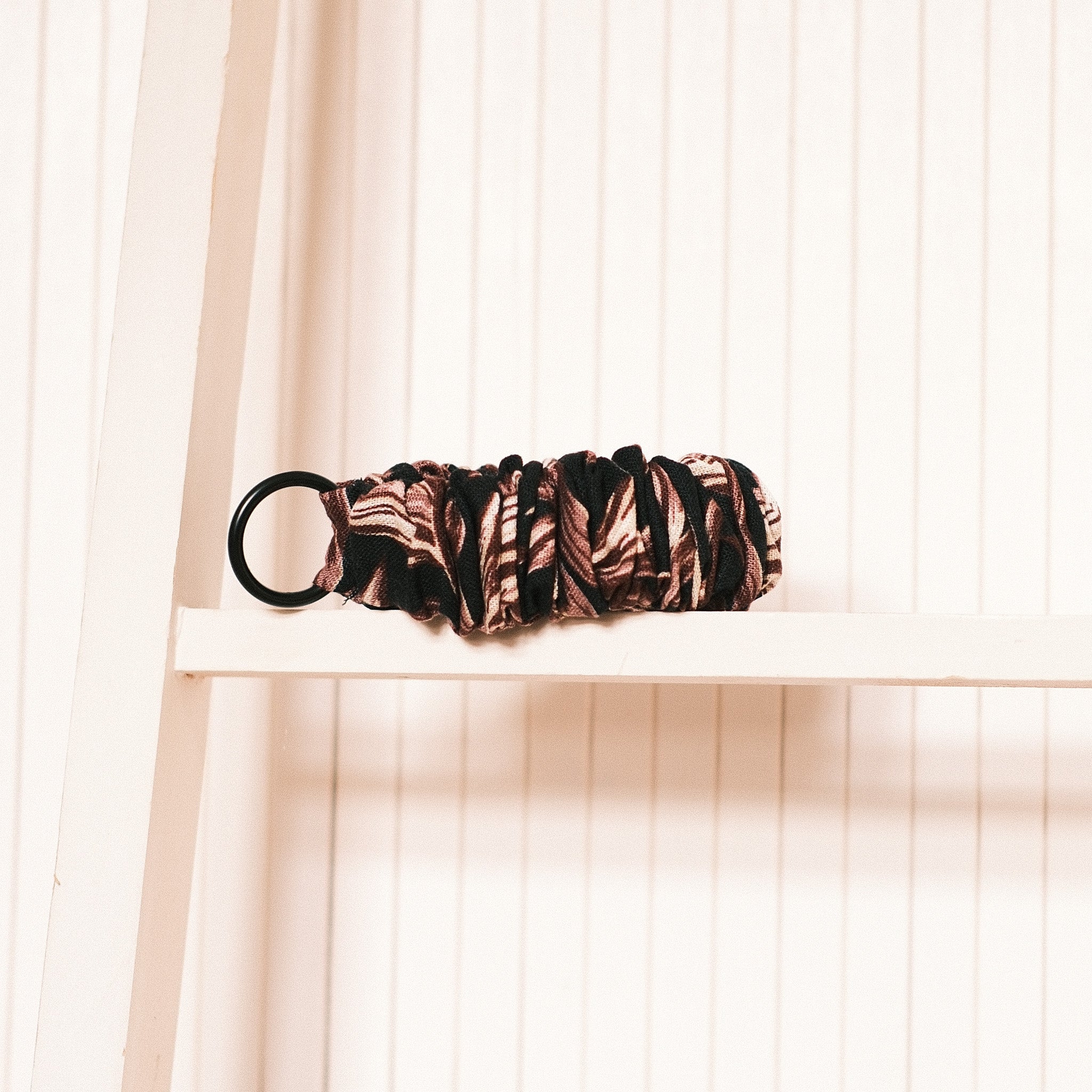 HandyScrunchie – Blattzauber Bordeaux