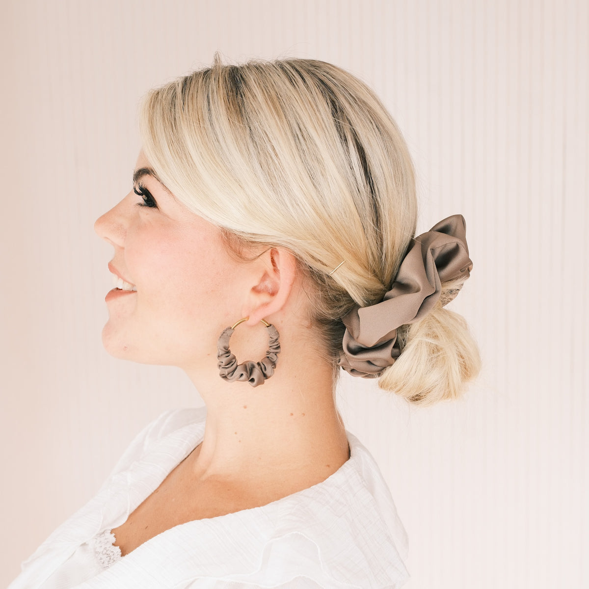 Big Scrunchie - Satin Braun