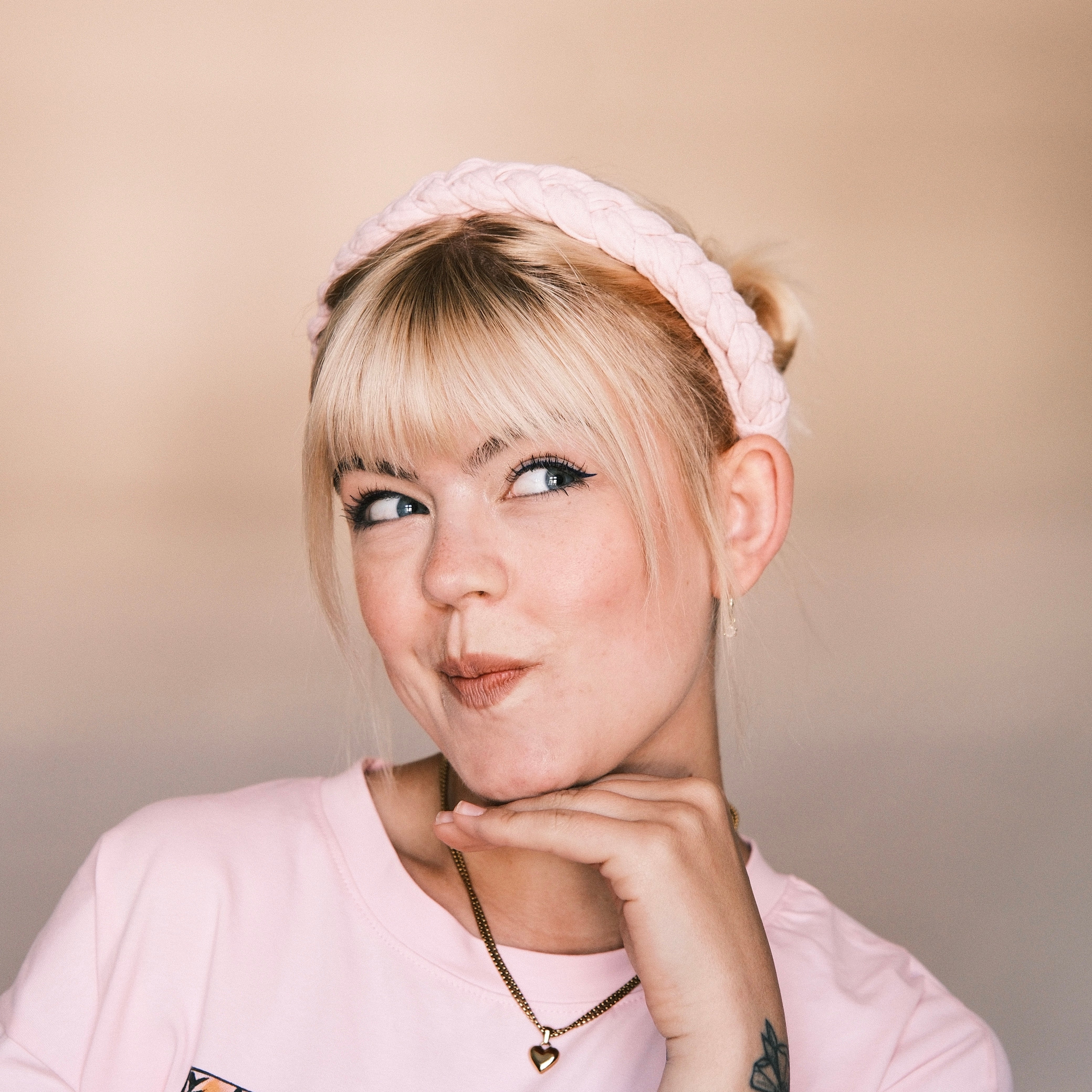 Carlotta - Hellrosa
