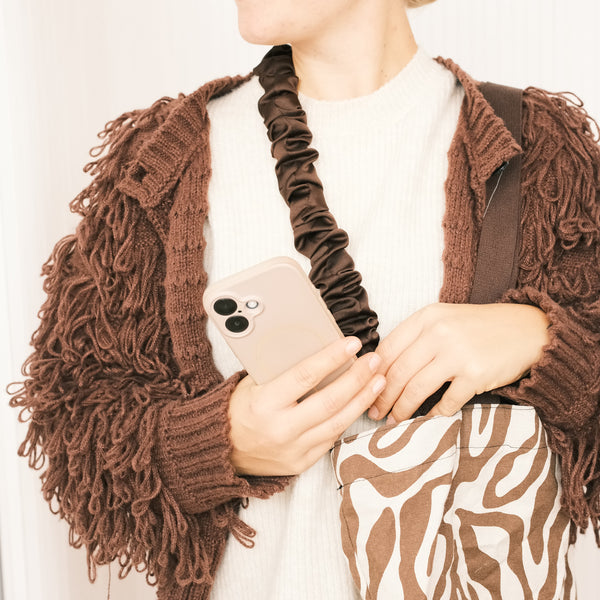 Handykette - Satin Chocolat Brown