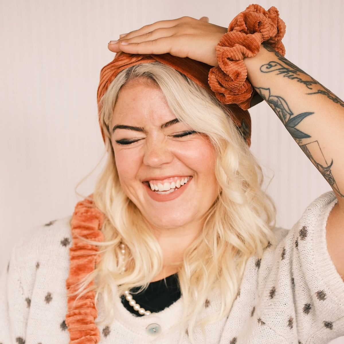 Scrunchie - Cord Orange