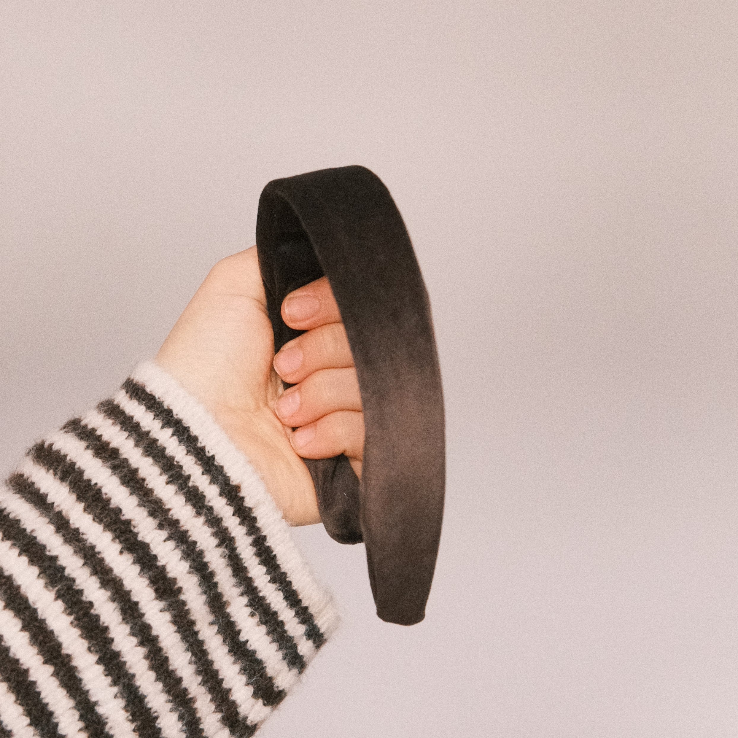 Anne - Samt Espresso