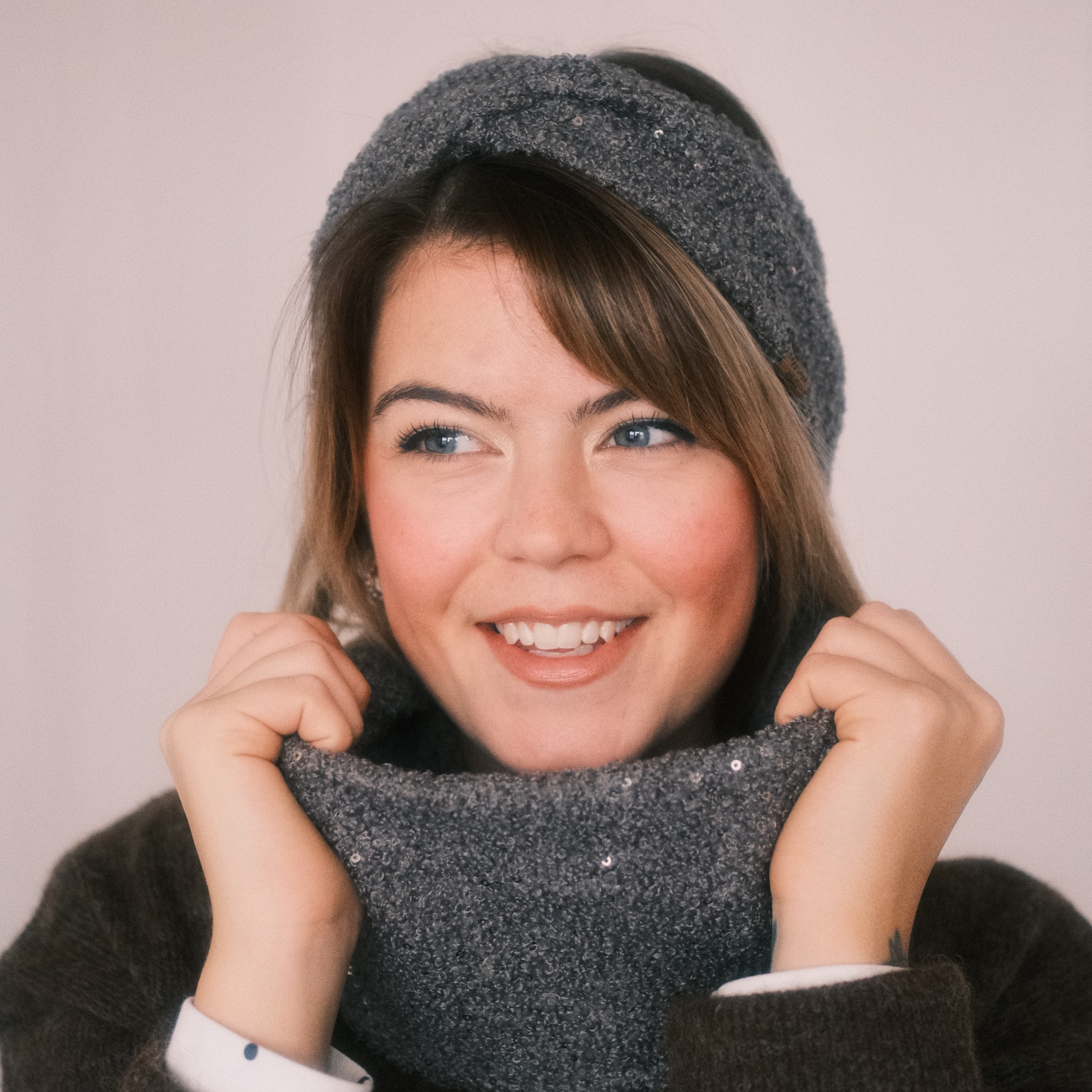 Loop - Teddy Pailletten Grau