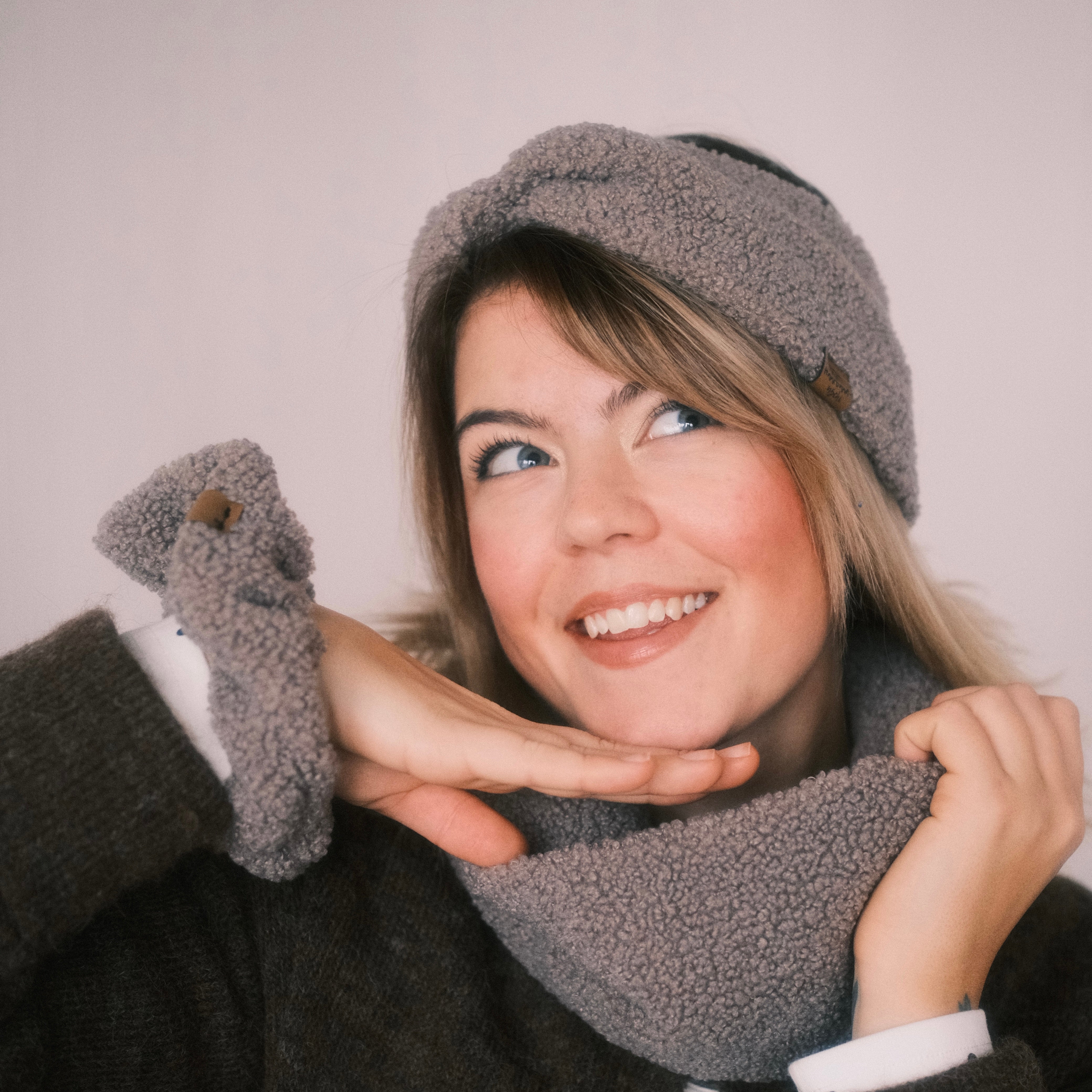 Loop - Teddy Salbei Grau