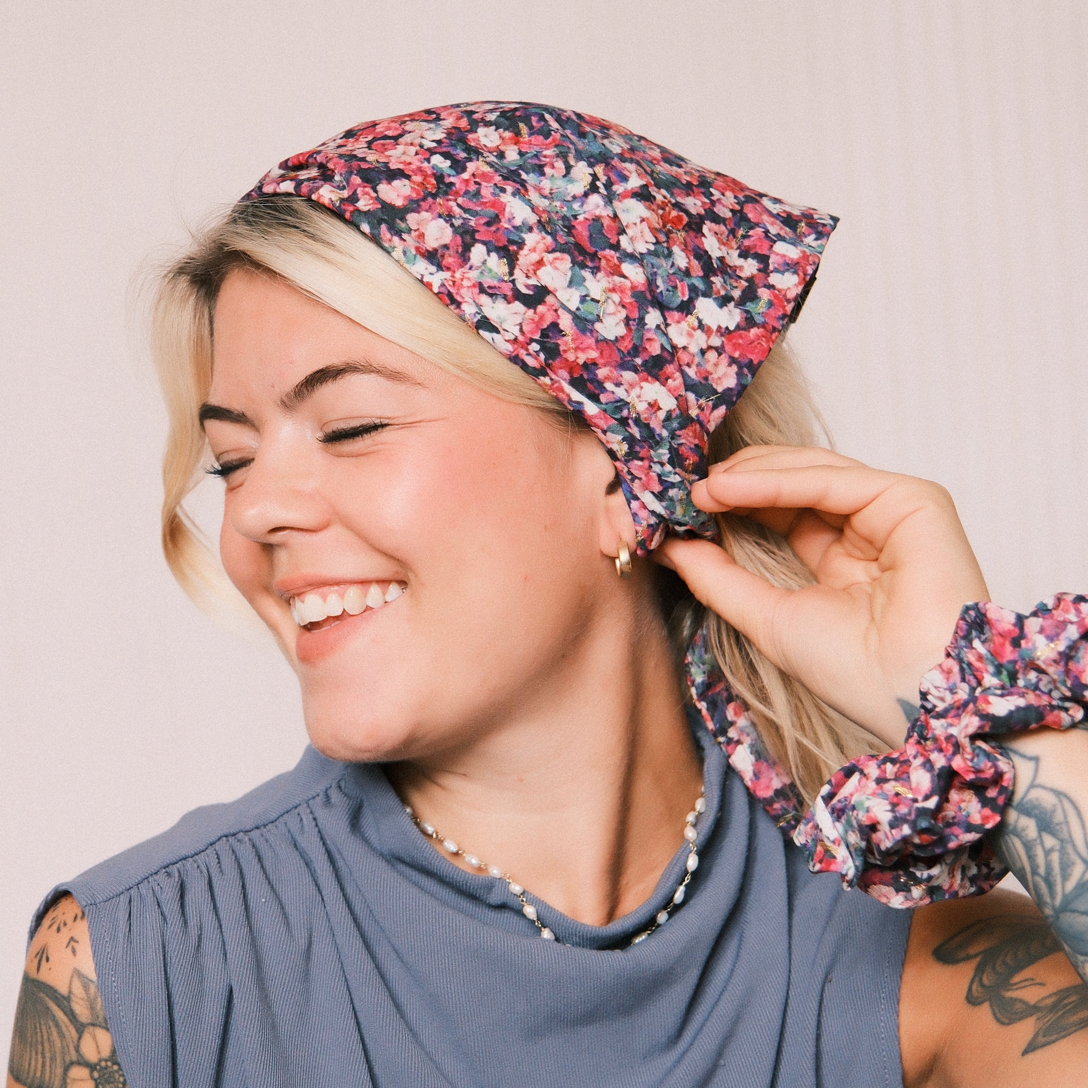 Big Scrunchie - Sparkle Flower
