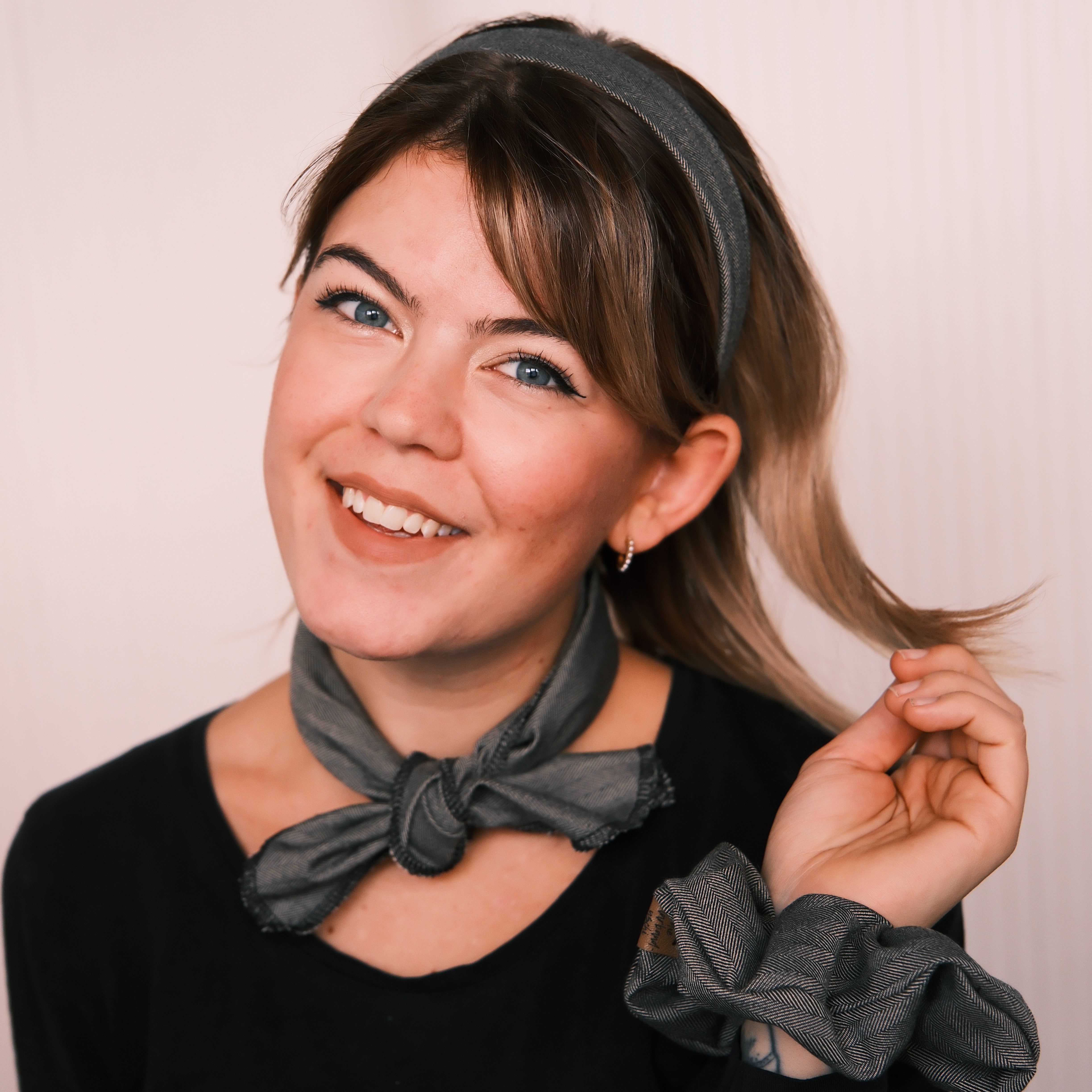 Anne - XOXO Beige/Schwarz