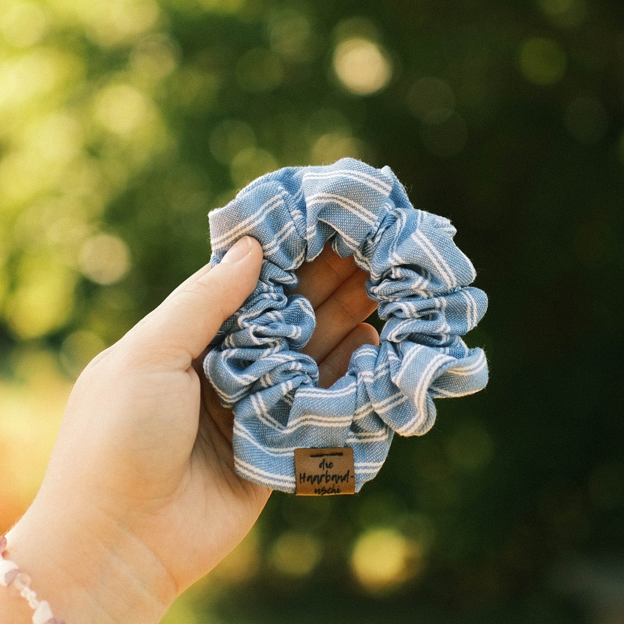 Scrunchie Hell – Hafenstreifen