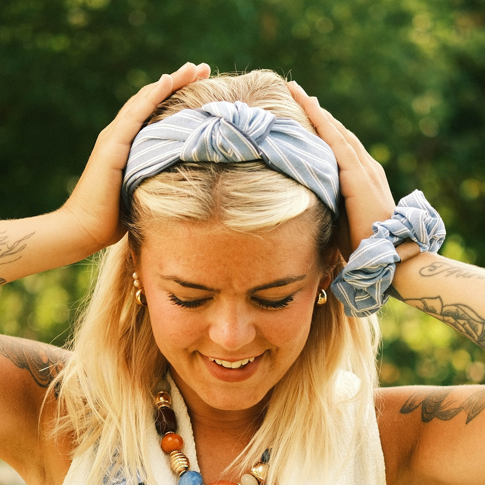 Scrunchie Hell – Hafenstreifen
