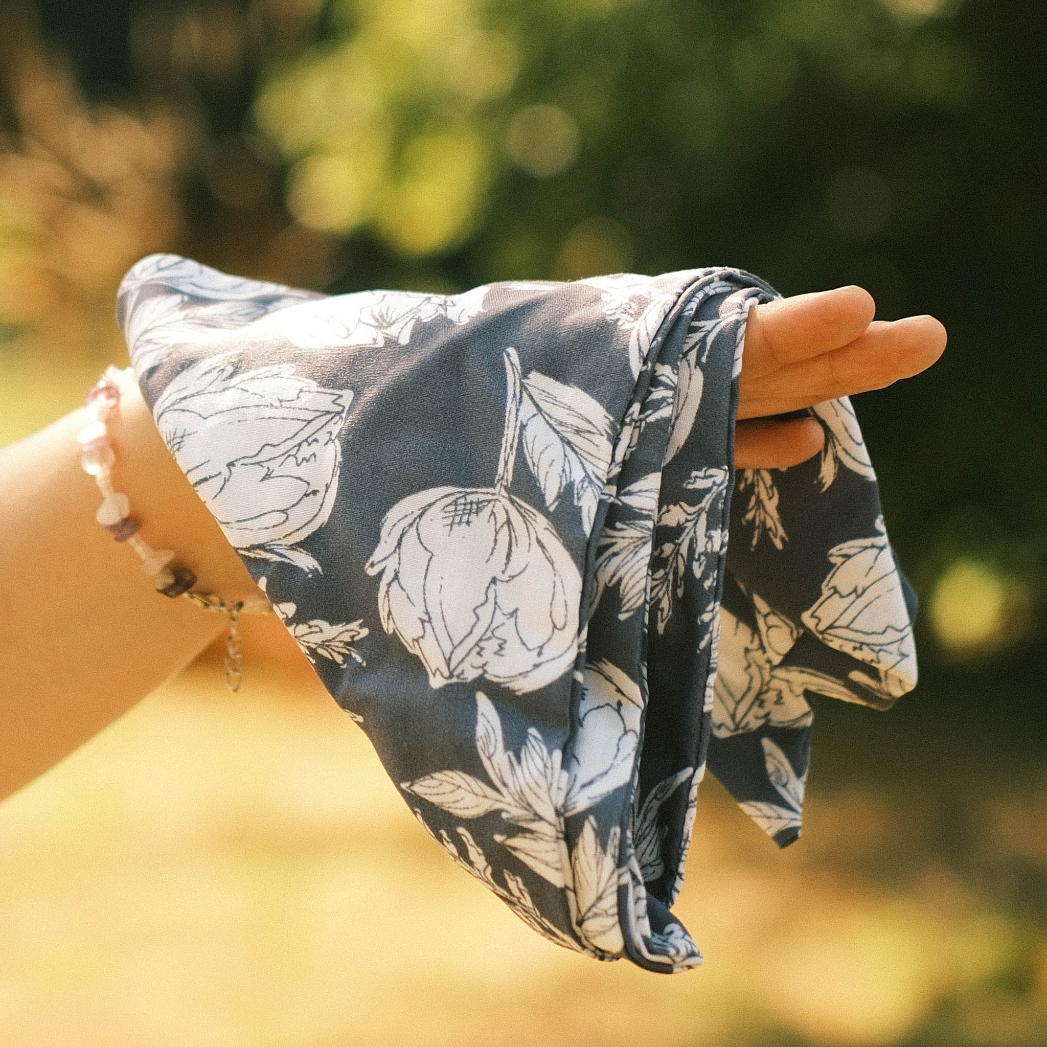 Bandana – Magnolienzeit Graublau