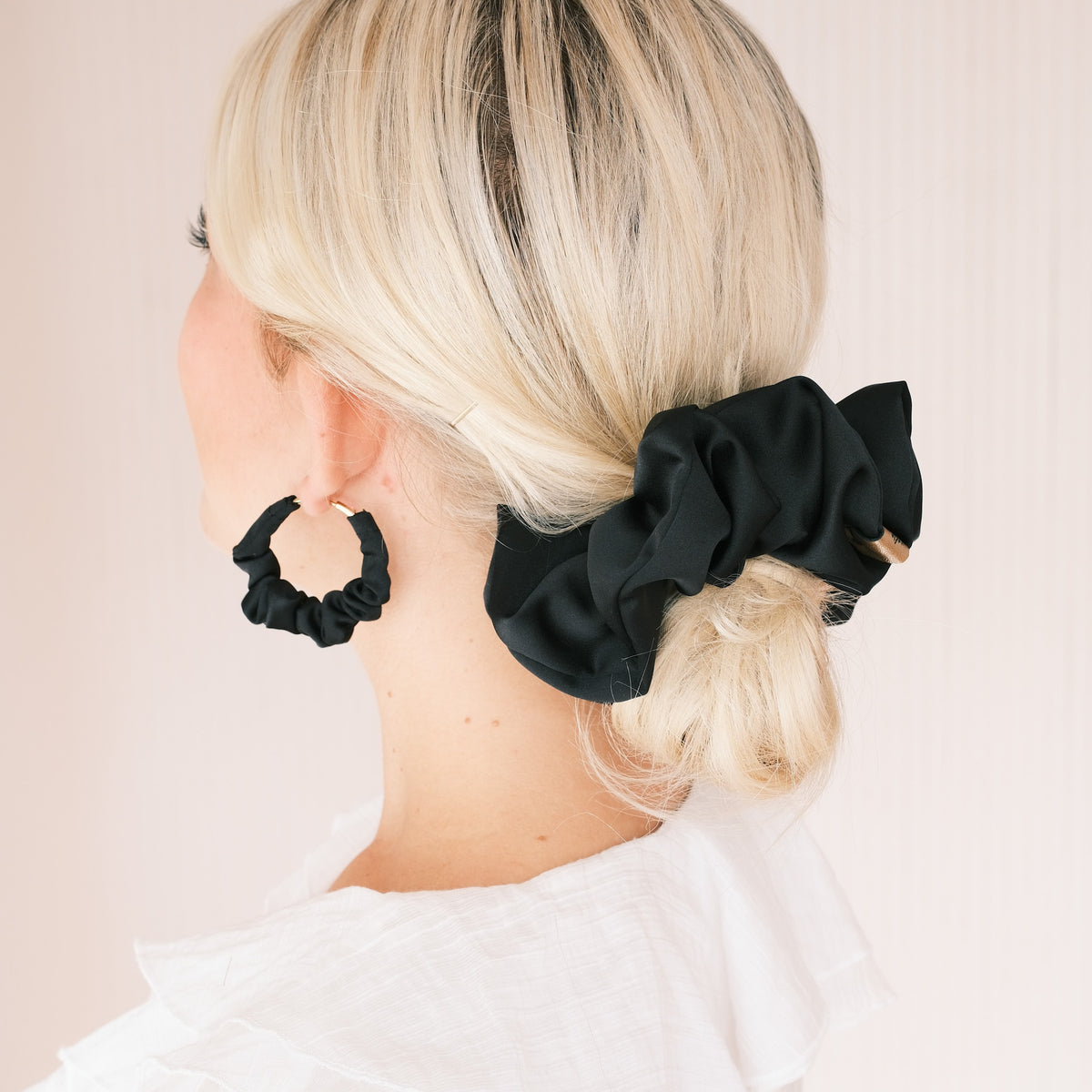 Big Scrunchie - Satin Schwarz