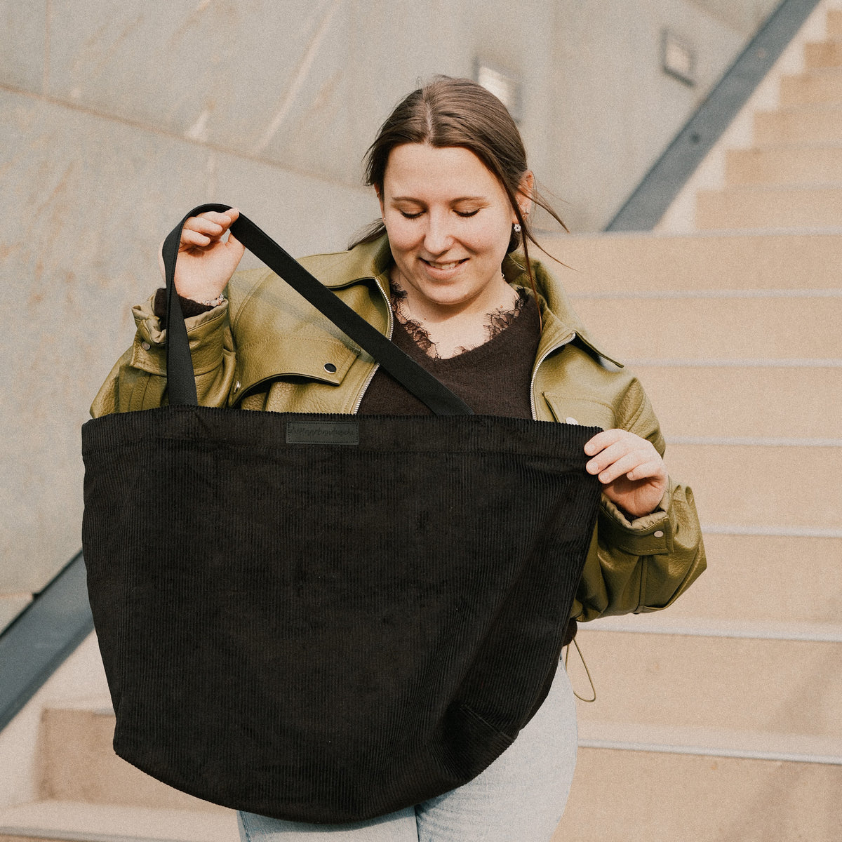 XL Shopper - Cord Schwarz